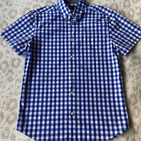 Gap Men’s short sleeve checkered button down shirt - Picture 1 of 3
